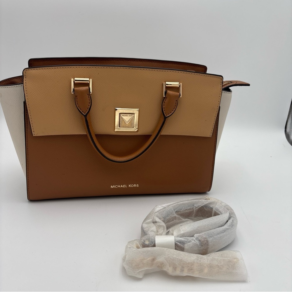 Michael Kors Brown and White‎ Satchel with Chain Strap - Picture 2 of 16